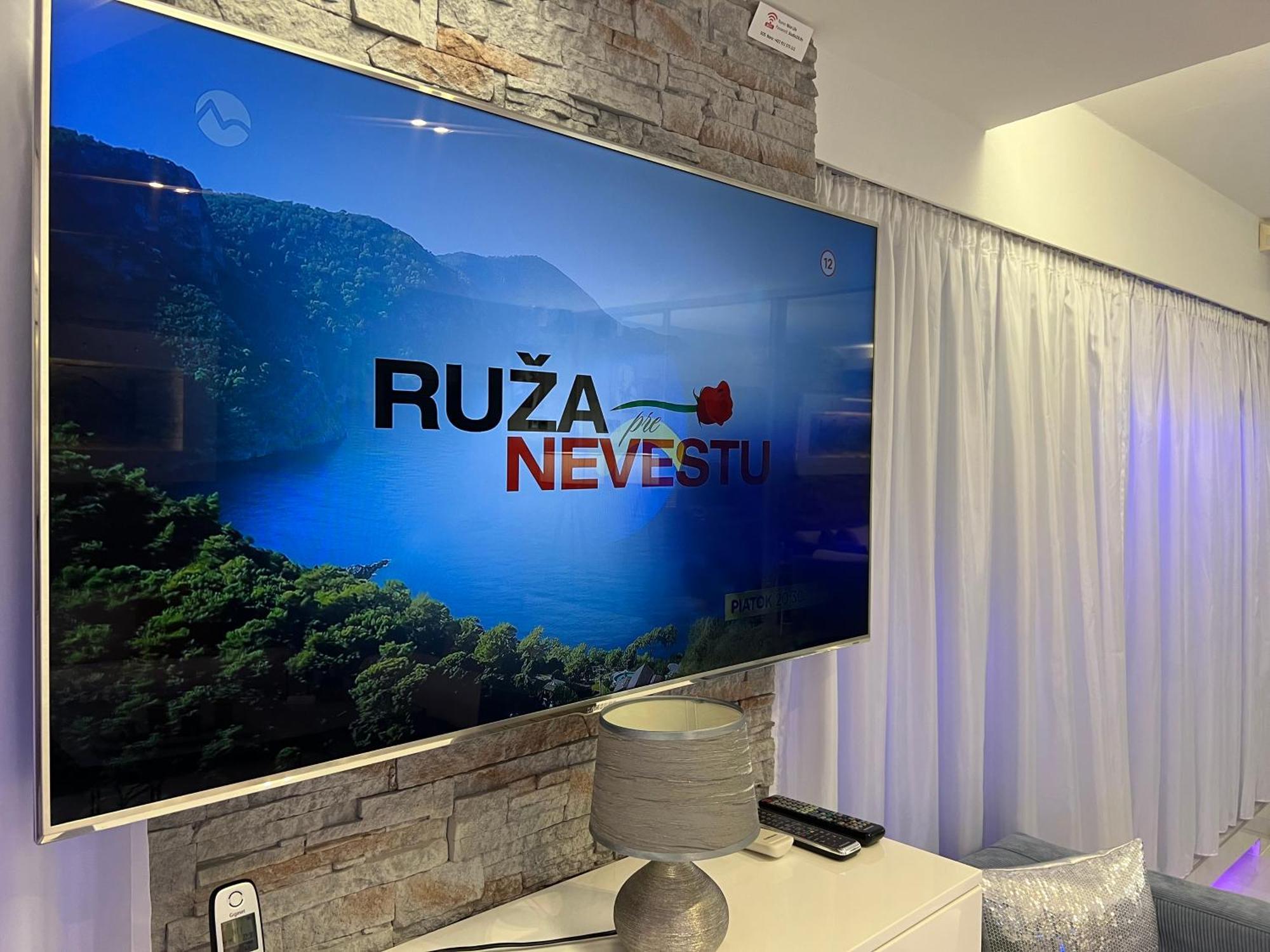 Nice Life - Luxury Apartment In The Old Town. Bratislava Buitenkant foto
